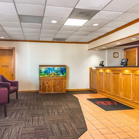 Red Roof Inn Ashtabula - Austinburg Exterior foto
